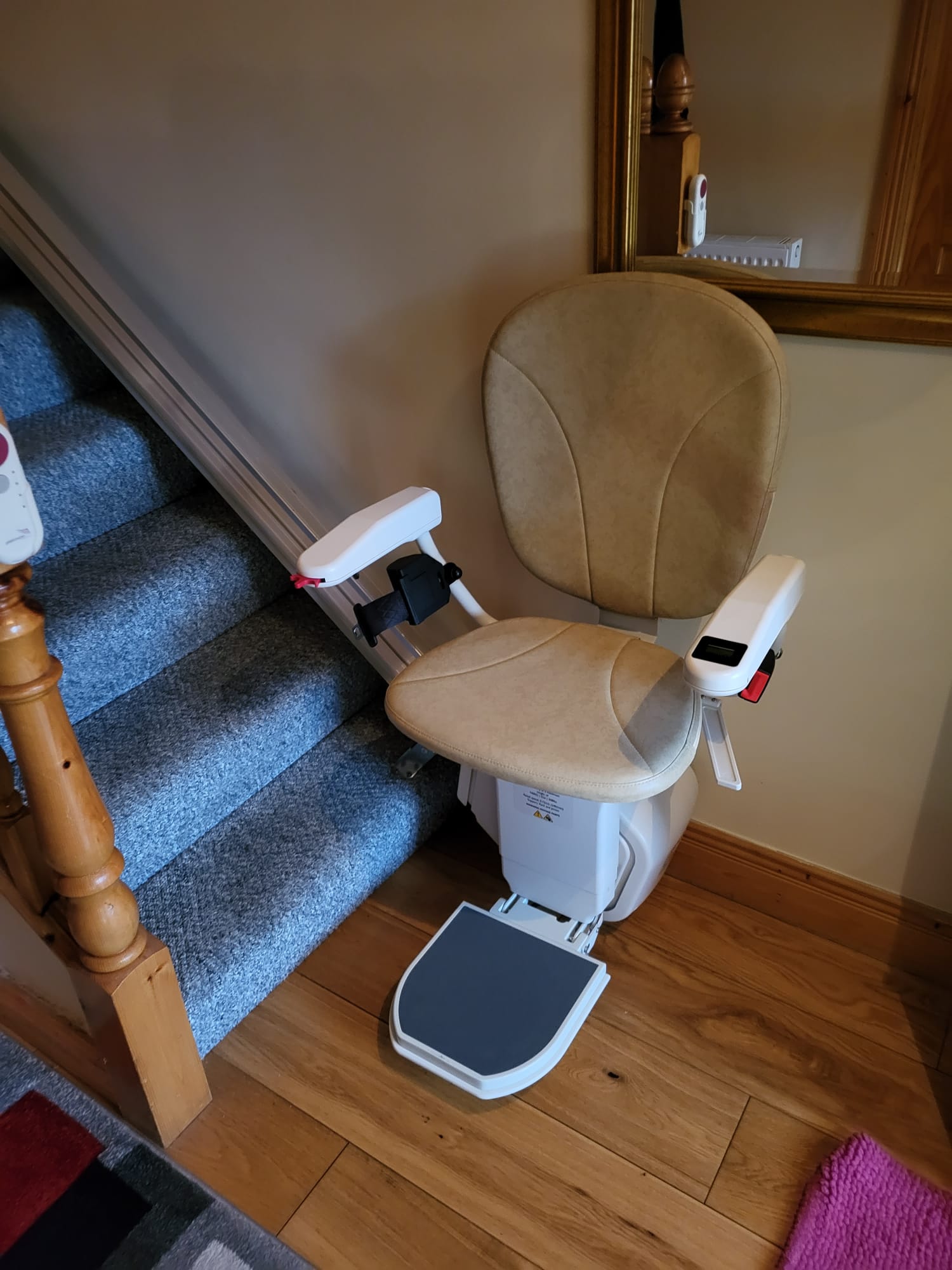 Cream stairlift on cream carpet